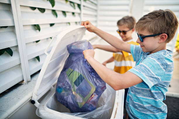 Best Yard Cleanup Services  in Mauston, WI